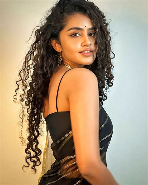 anupama hot